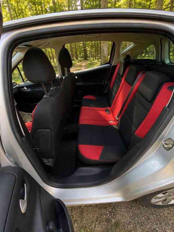 Peugeot 207 1,4   panorama – pouze 109 000 km - foto 3