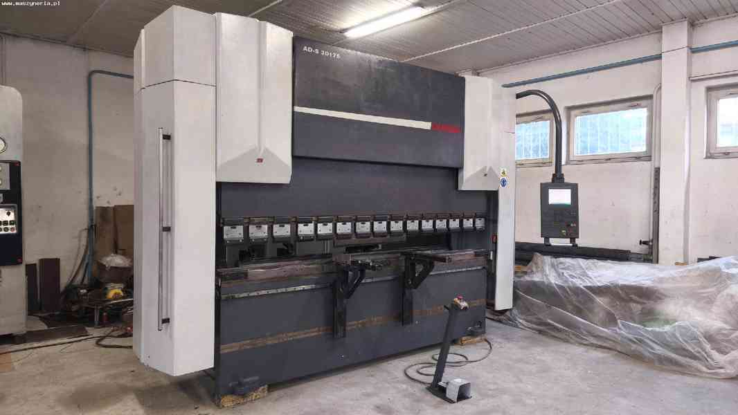 CNC hydraulický ohraňovací lis DURMA AD-S 30175 - foto 2