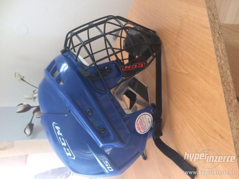 Hokejová helma CCM - foto 1