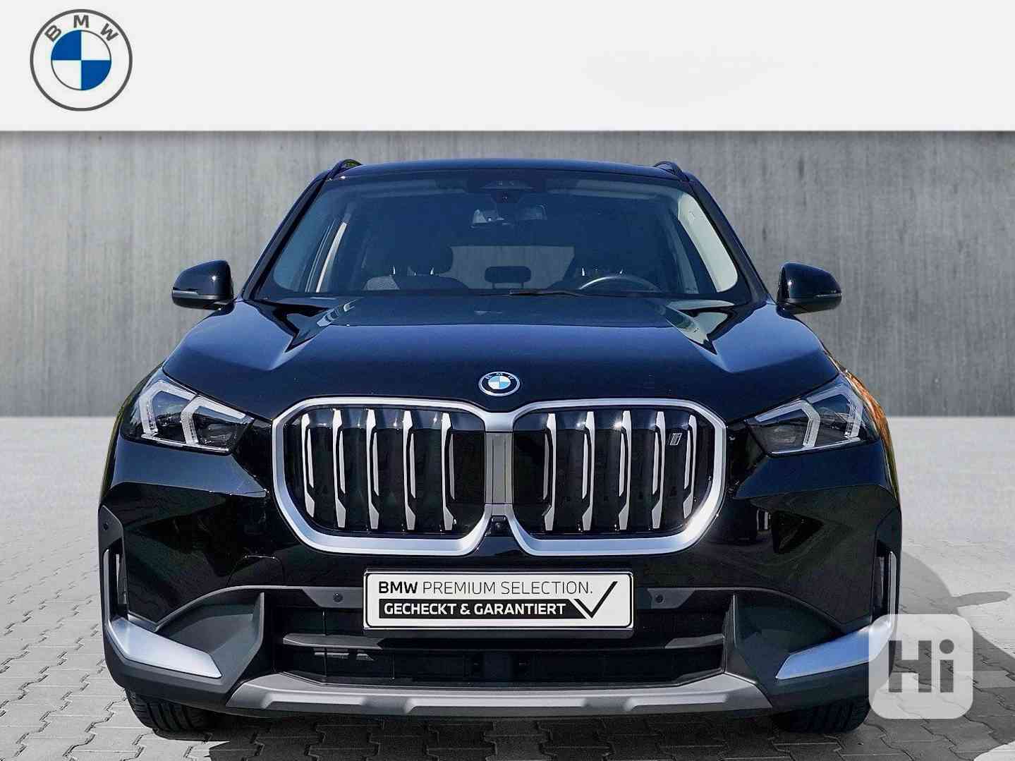 BMW iX1 xDrive 30, HeadUp, 360°, Ad. LED, KeyLess, TOP - foto 1