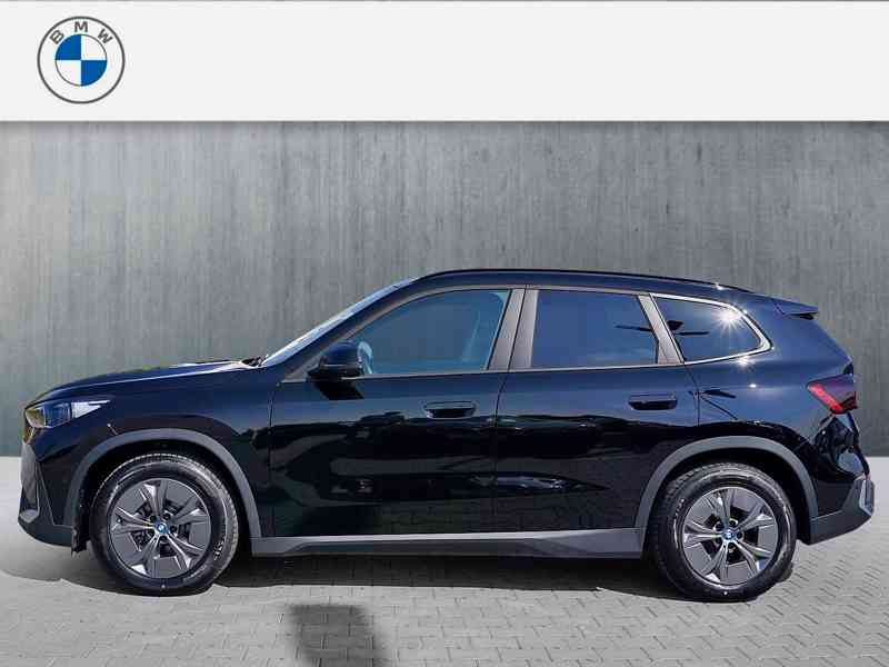 BMW iX1 xDrive 30, HeadUp, 360°, Ad. LED, KeyLess, TOP - foto 3