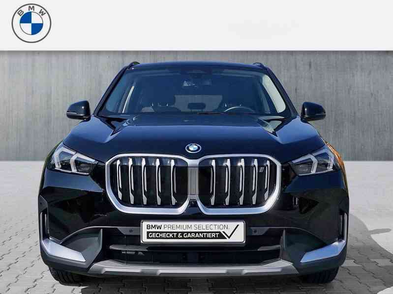 BMW iX1 xDrive 30, HeadUp, 360°, Ad. LED, KeyLess, TOP - foto 1