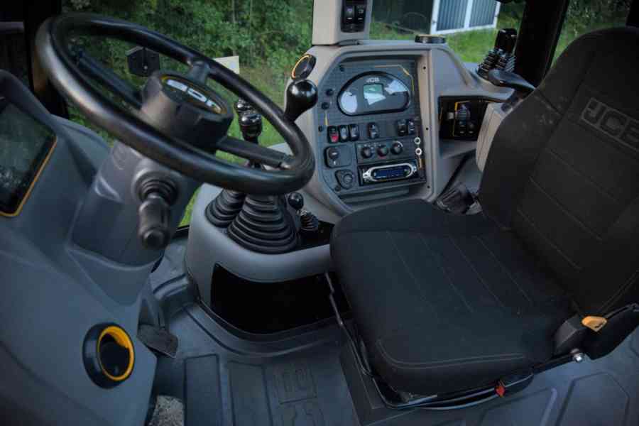 Traktorbagr JCB 3CX Compact 2016, mth 1.390 - foto 9