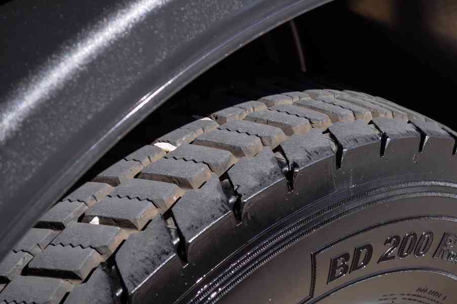 MERCEDES AXOR 1824 TŘÍSTRANNÝ SKLÁPĚČ // VYKLÁPĚČ - EURO4 - foto 17