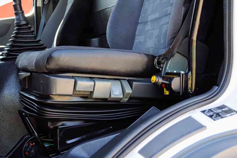 MERCEDES AXOR 1824 TŘÍSTRANNÝ SKLÁPĚČ // VYKLÁPĚČ - EURO4 - foto 45