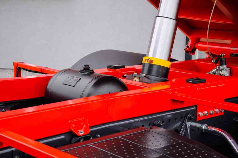 MERCEDES AXOR 1824 TŘÍSTRANNÝ SKLÁPĚČ // VYKLÁPĚČ - EURO4 - foto 67