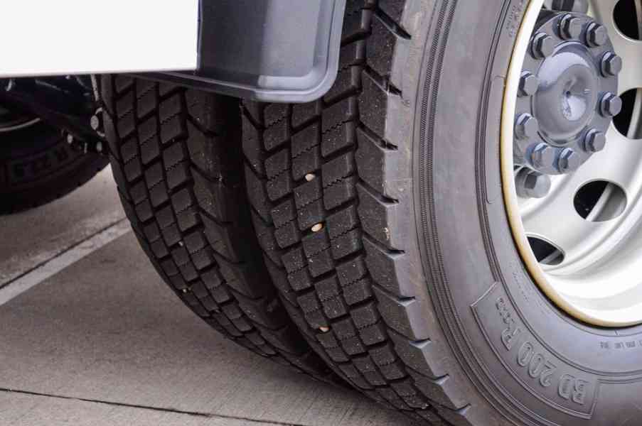 MERCEDES AXOR 1824 TŘÍSTRANNÝ SKLÁPĚČ // VYKLÁPĚČ - EURO4 - foto 63