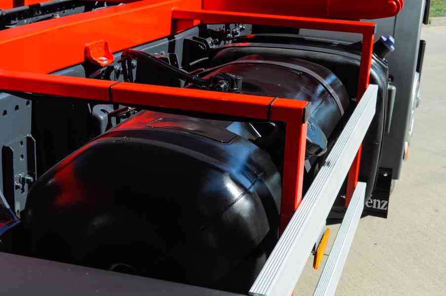 MERCEDES AXOR 1824 TŘÍSTRANNÝ SKLÁPĚČ // VYKLÁPĚČ - EURO4 - foto 87