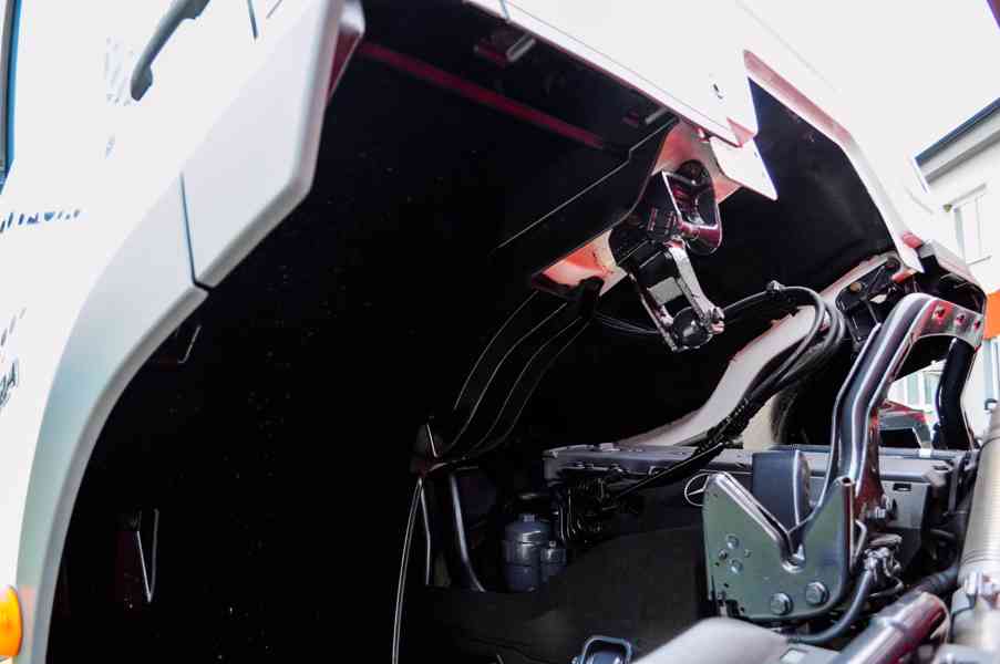 MERCEDES AXOR 1824 TŘÍSTRANNÝ SKLÁPĚČ // VYKLÁPĚČ - EURO4 - foto 58