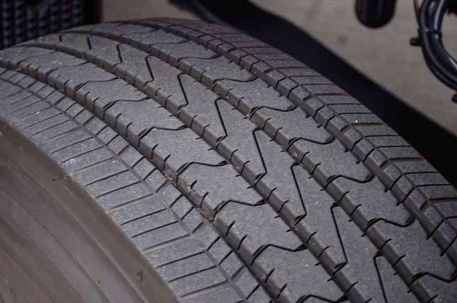 MERCEDES AXOR 1824 TŘÍSTRANNÝ SKLÁPĚČ // VYKLÁPĚČ - EURO4 - foto 60