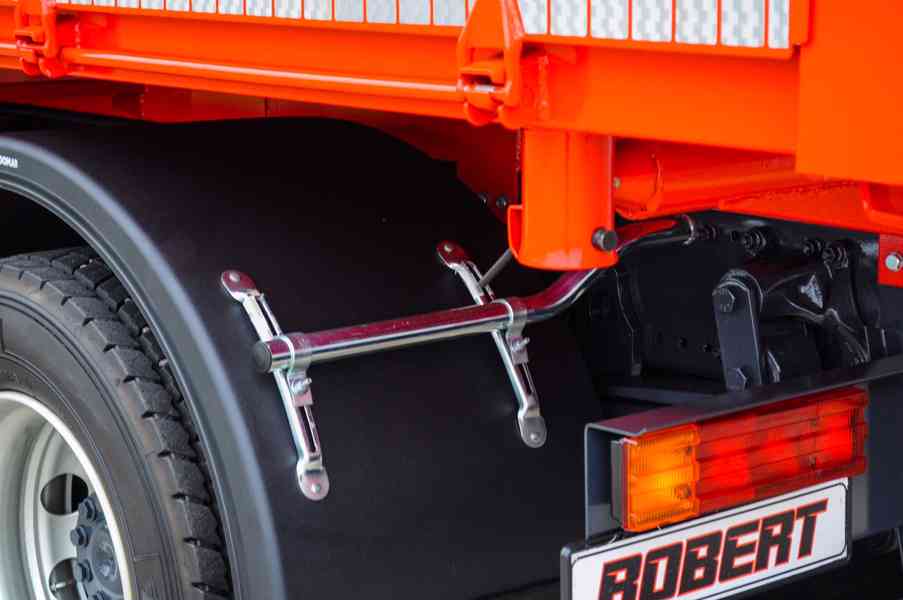 MERCEDES AXOR 1824 TŘÍSTRANNÝ SKLÁPĚČ // VYKLÁPĚČ - EURO4 - foto 23