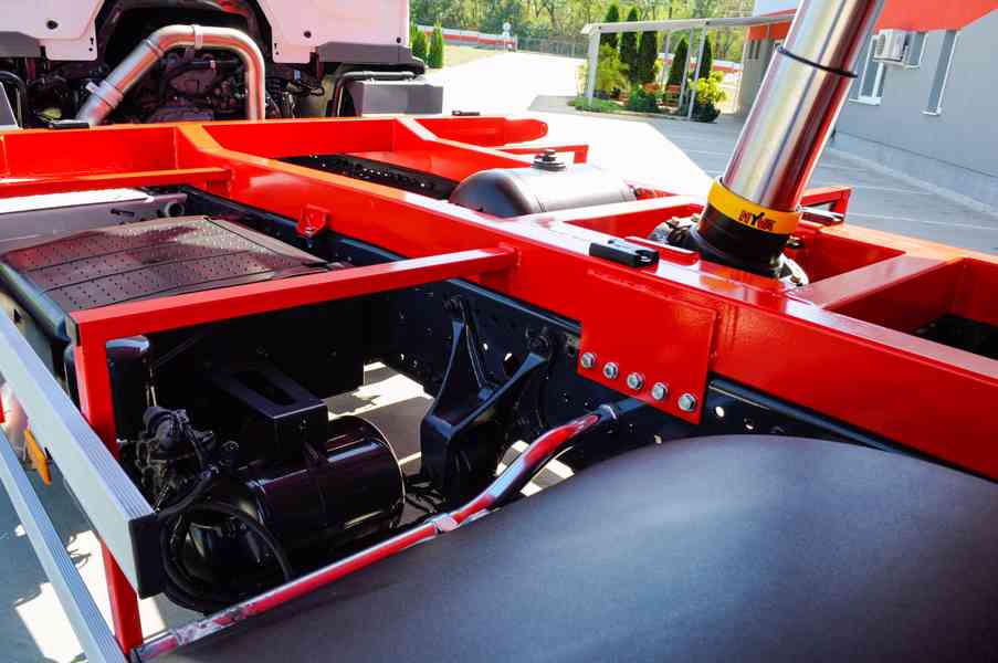 MERCEDES AXOR 1824 TŘÍSTRANNÝ SKLÁPĚČ // VYKLÁPĚČ - EURO4 - foto 74