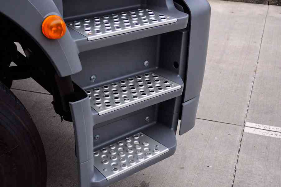 MERCEDES AXOR 1824 TŘÍSTRANNÝ SKLÁPĚČ // VYKLÁPĚČ - EURO4 - foto 8