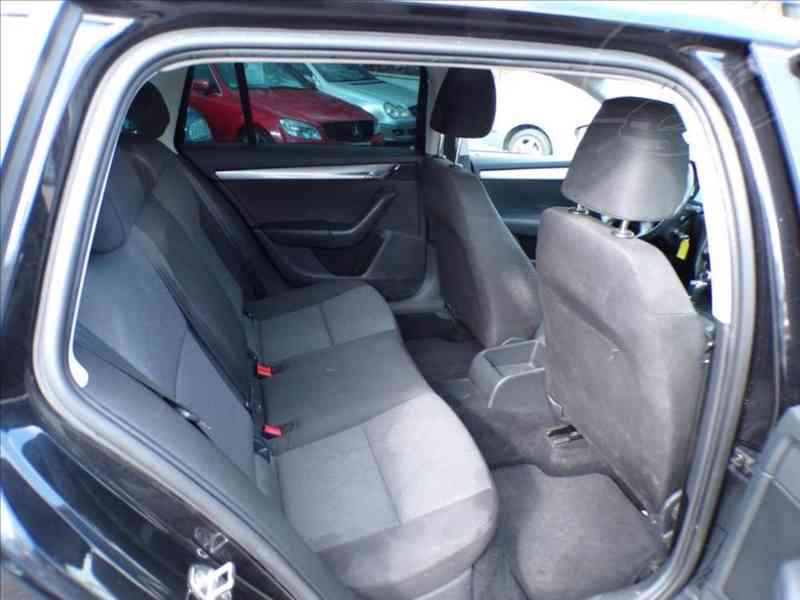 Škoda Octavia 1,2 TSi AUTOMAT - foto 11