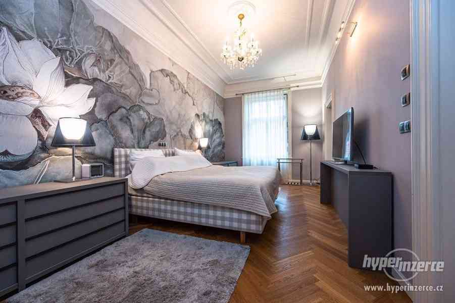 Pronájem luxusního bytu 4+1, 135 m2 u Staroměstského náměstí - foto 11