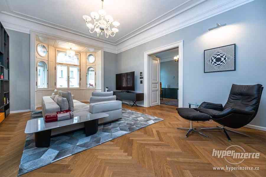 Pronájem luxusního bytu 4+1, 135 m2 u Staroměstského náměstí - foto 19