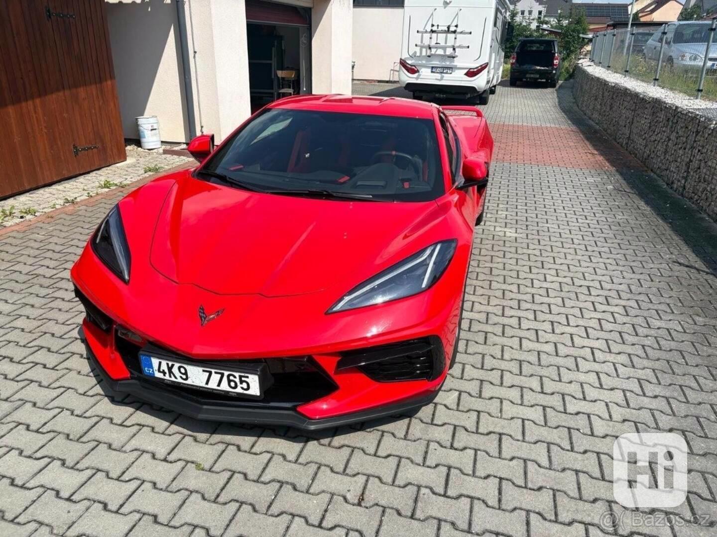 Chevrolet Corvette C8 Stingray Coupe - foto 1