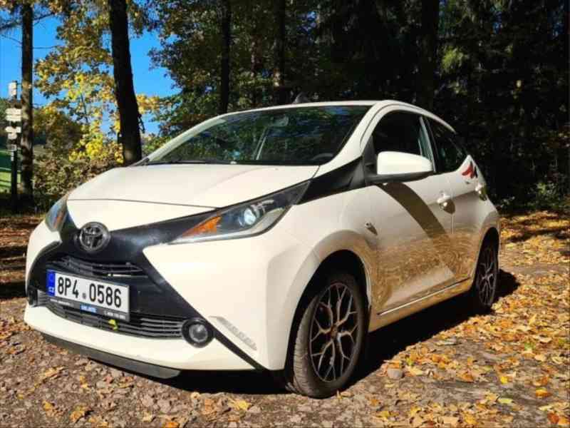 Toyota Aygo 1,0   VVTi - Velmi úsporné - foto 4