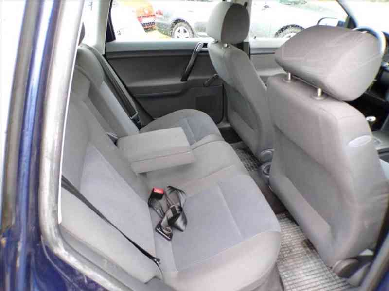 Volkswagen Polo 1,2 12V - foto 11