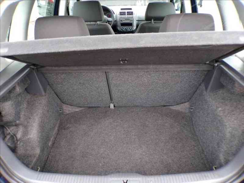 Volkswagen Polo 1,2 12V - foto 10