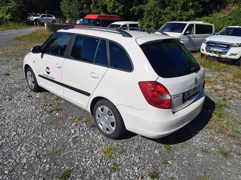 Škoda Fabia kombi 1.2 - foto 3
