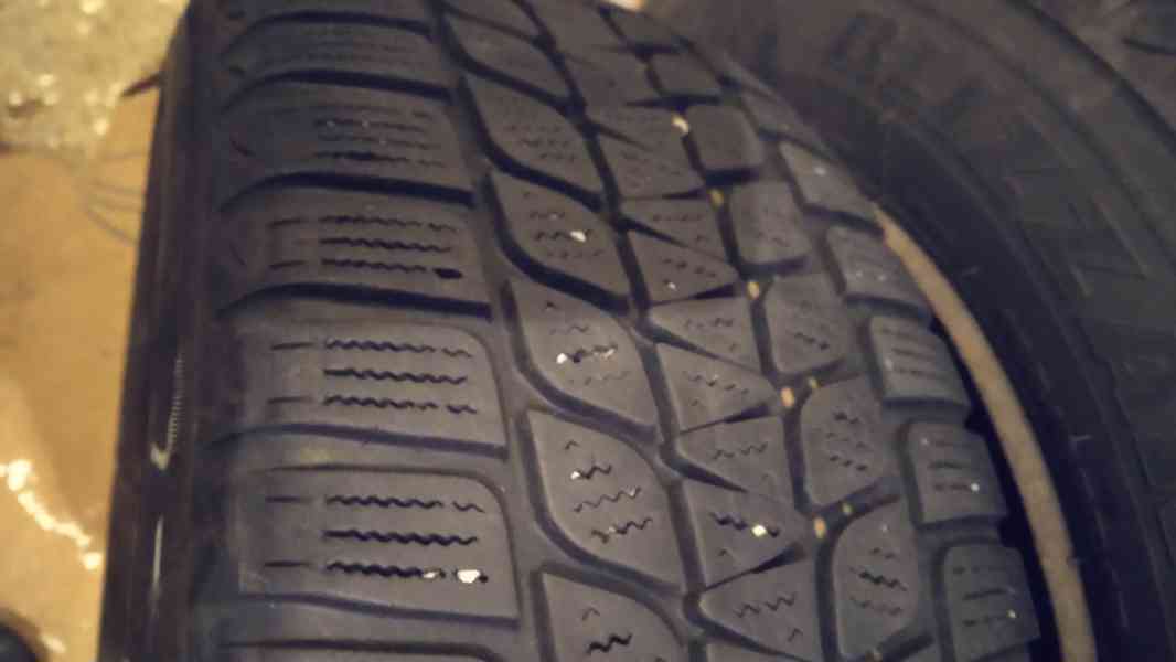 Použité zimní pneumatiky R15 - foto 2