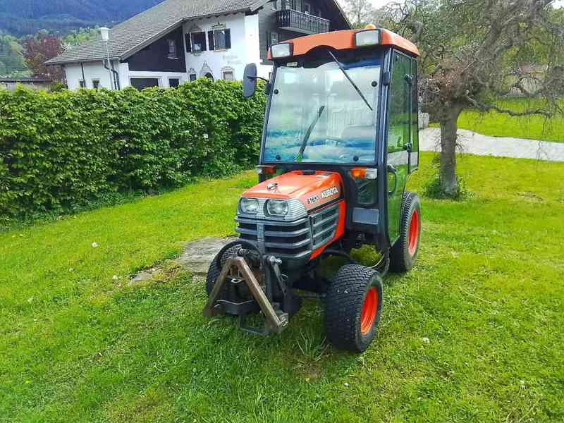 Traktor Kubota B 1610 - foto 10