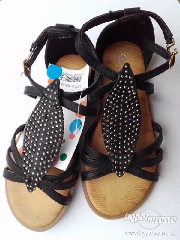 Dívčí sandálky černé - foto 1