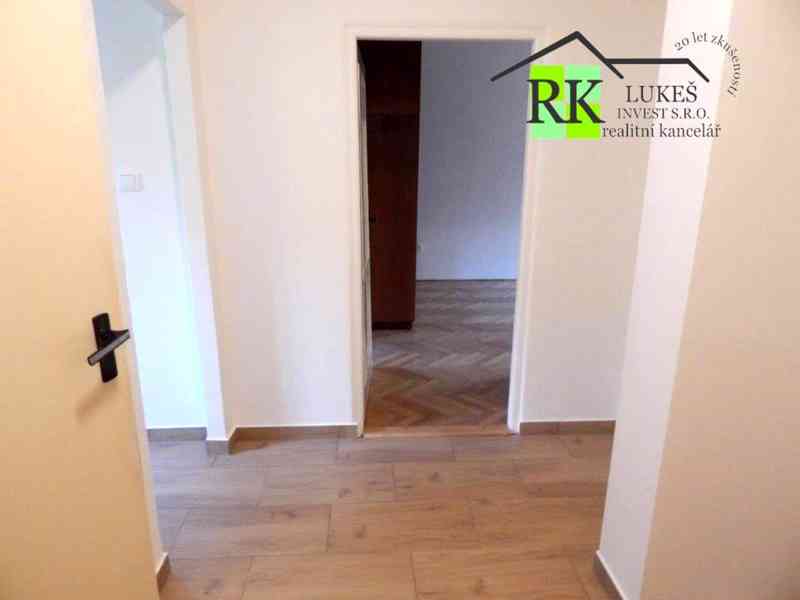 Praha 6 - Petřiny, byt 2+1 / B. 56 m2. U st. M. Výhled. - foto 2