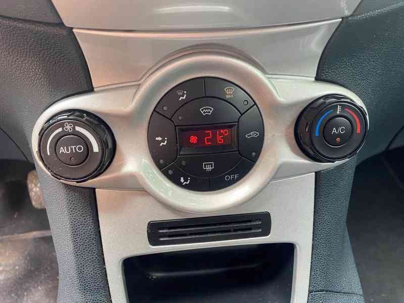 Ford Fiesta 1,6 TDCi - foto 4