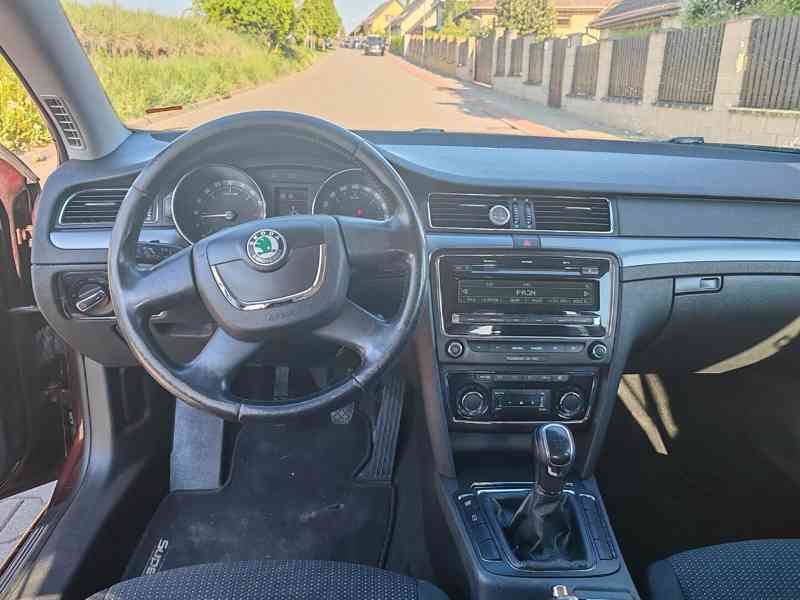 Škoda Superb 1.9 TDI Comfort - foto 5