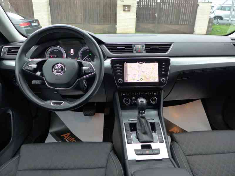 Škoda Superb 2,0 TDI NAVI LED VÝHŘEV DPH - foto 7