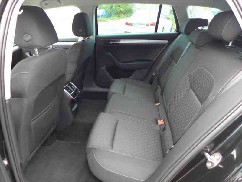 Škoda Superb 2,0 TDI NAVI LED VÝHŘEV DPH - foto 6