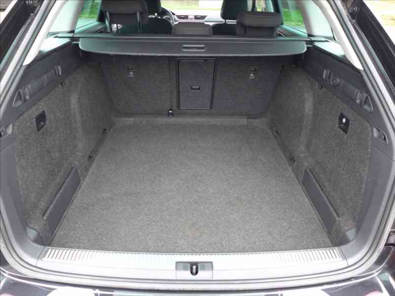 Škoda Superb 2,0 TDI NAVI LED VÝHŘEV DPH - foto 8