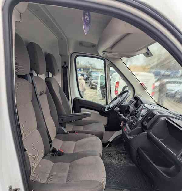 Peugeot Boxer 2,0 HDi 130 Furgon 435 L4H2 - foto 9