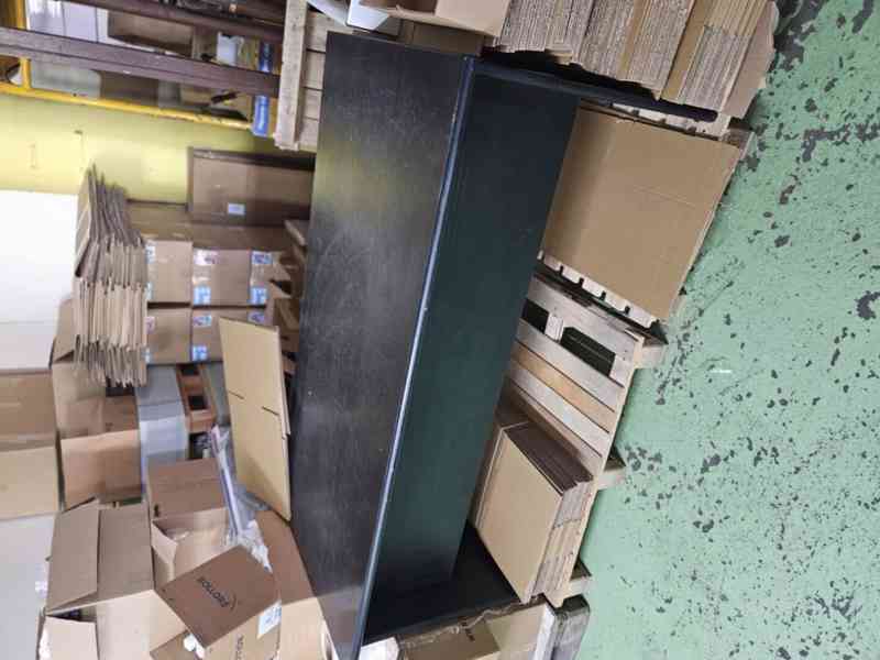 Prodáme regály, šatní skříně, nábytek do kanceláře apod. - foto 16