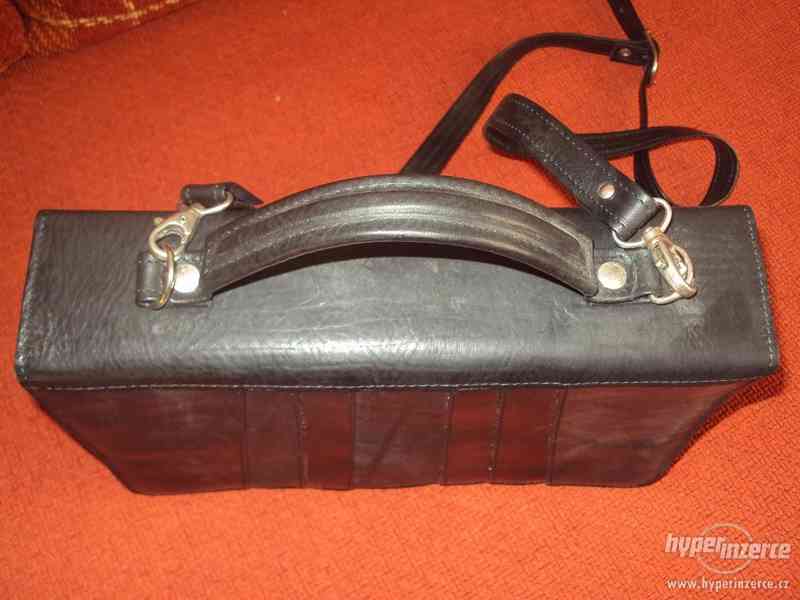 Kožená kabelka - černá - foto 3