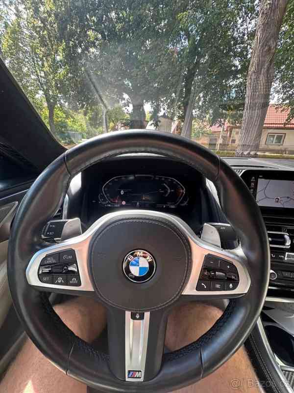 BMW Řada 8 840i - foto 11