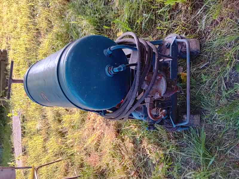 Prodám 3f dvouválcový kompresor - foto 4