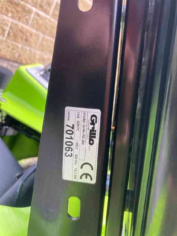 Profi zahradní traktor ,rider Grillo FD 280 - foto 7