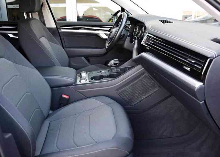 Volkswagen Touareg 3.0TDi 4M VZDUCH TAŽNÉ ČR - foto 16