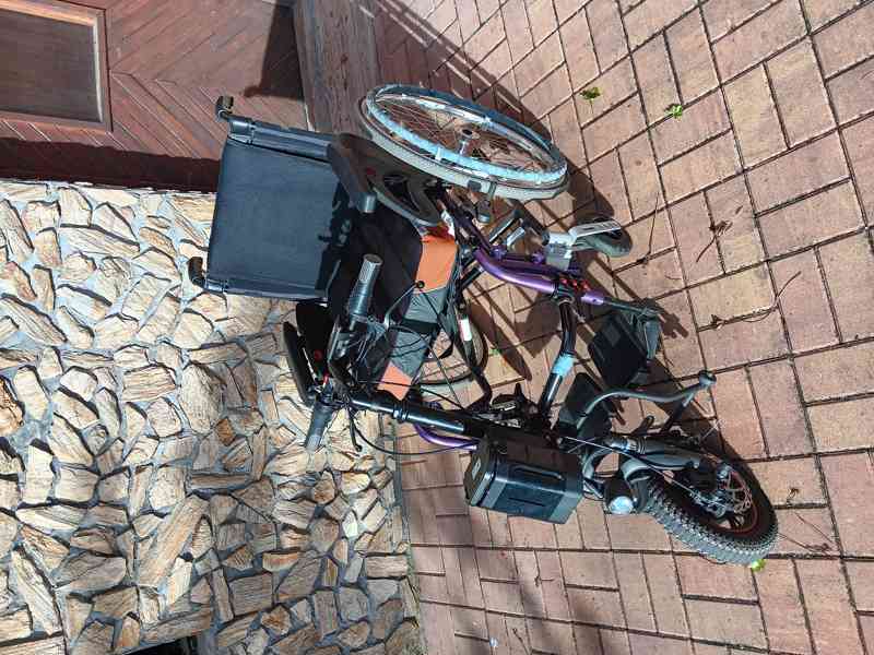 Přídavný elektrický pohon k invalidnímu vozíku. - foto 7