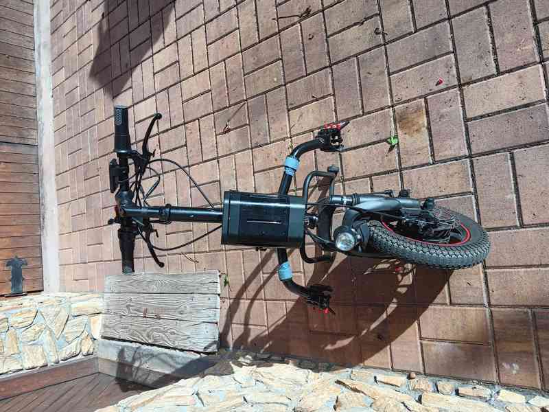 Přídavný elektrický pohon k invalidnímu vozíku. - foto 2