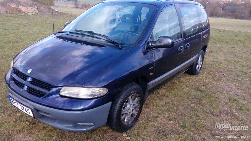 Chrysler Voyager - foto 1