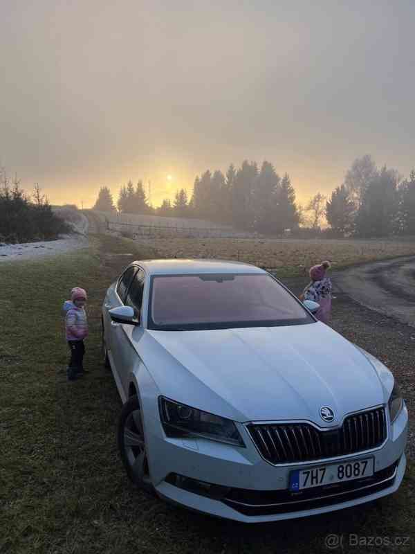 Škoda Superb 140 kw DSG Style plus - foto 4