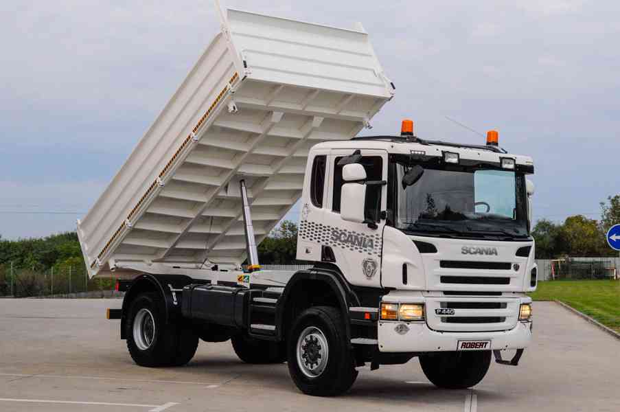 SCANIA P440 4X4 TŘÍSTRANNÝ SKLÁPĚČ / VYKLÁPĚČ 53.000KM EU5 - foto 78