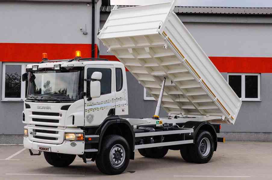 SCANIA P440 4X4 TŘÍSTRANNÝ SKLÁPĚČ / VYKLÁPĚČ 53.000KM EU5 - foto 79