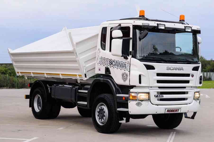 SCANIA P440 4X4 TŘÍSTRANNÝ SKLÁPĚČ / VYKLÁPĚČ 53.000KM EU5 - foto 95