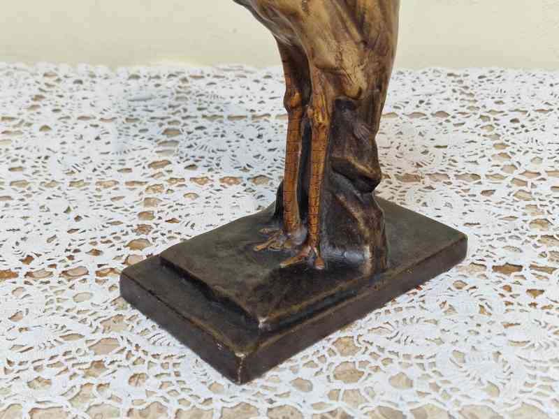 Krásná keramická plastika pták Marabu VDK Bechyně - foto 7