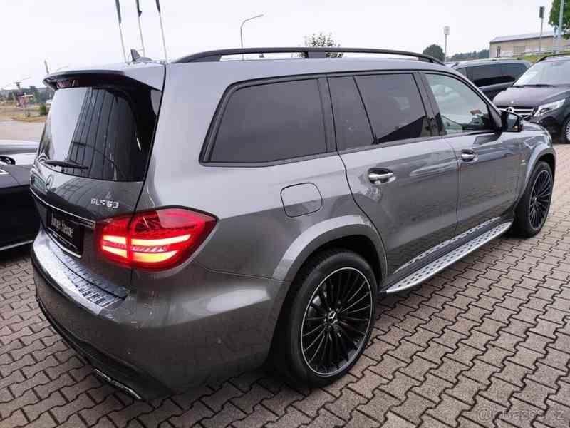 Mercedes-Benz GLS 63 Amg - foto 17